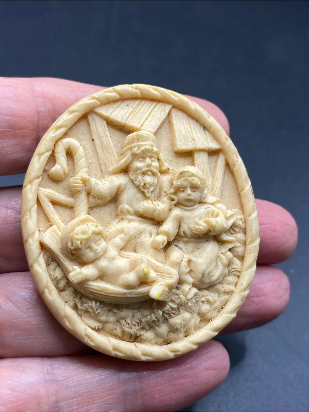 House of Lloyd nativity brooch